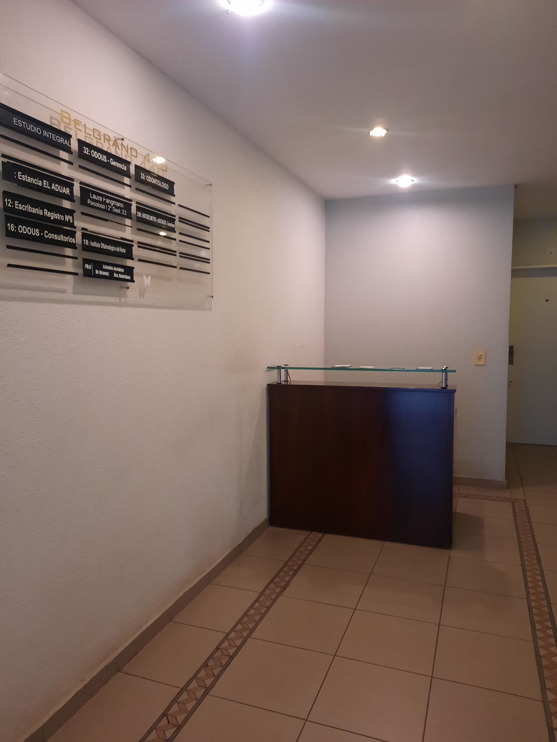 Alquiler de oficina en San Isidro ideal estudio