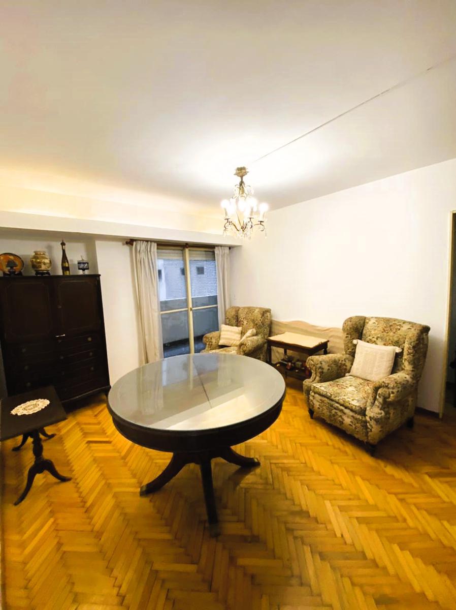 Cordoba 665 – Dormitorio + Cocina Separada + Balcon!