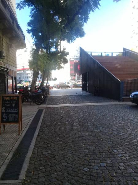 Local en Venta en excelente calle peatonal del obelisco