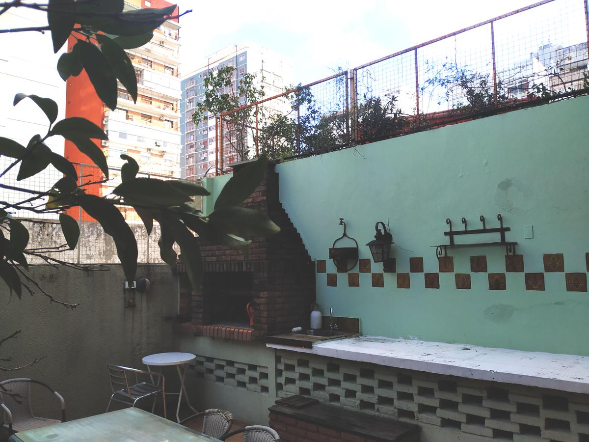 Hermoso Departamento con patio y parrilla - Villa Crespo