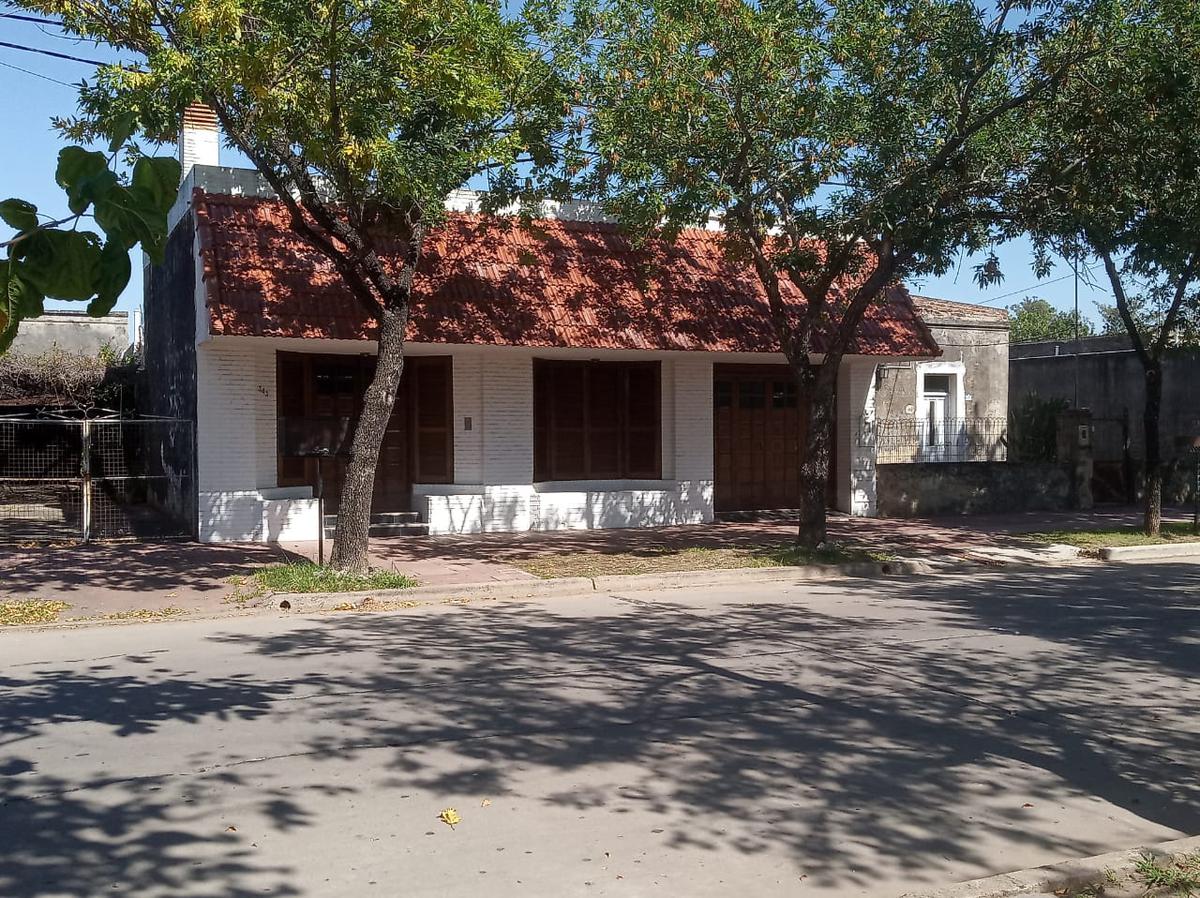 Casa - Barrio Sarmiento