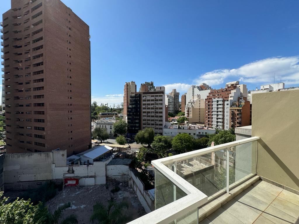 Duplex Nueva Córdoba - a Mtrs Plaza España- Balcones amplios