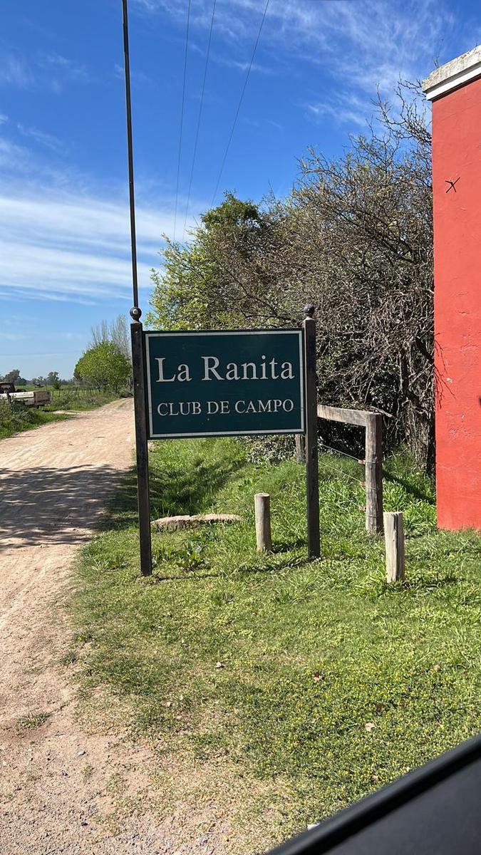CASA A LA VENTA EN CLUB DE CAMPO LAS RANITAS