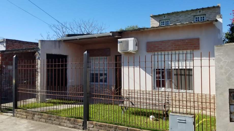 Casa en  Venta - Santa Elena Lujan