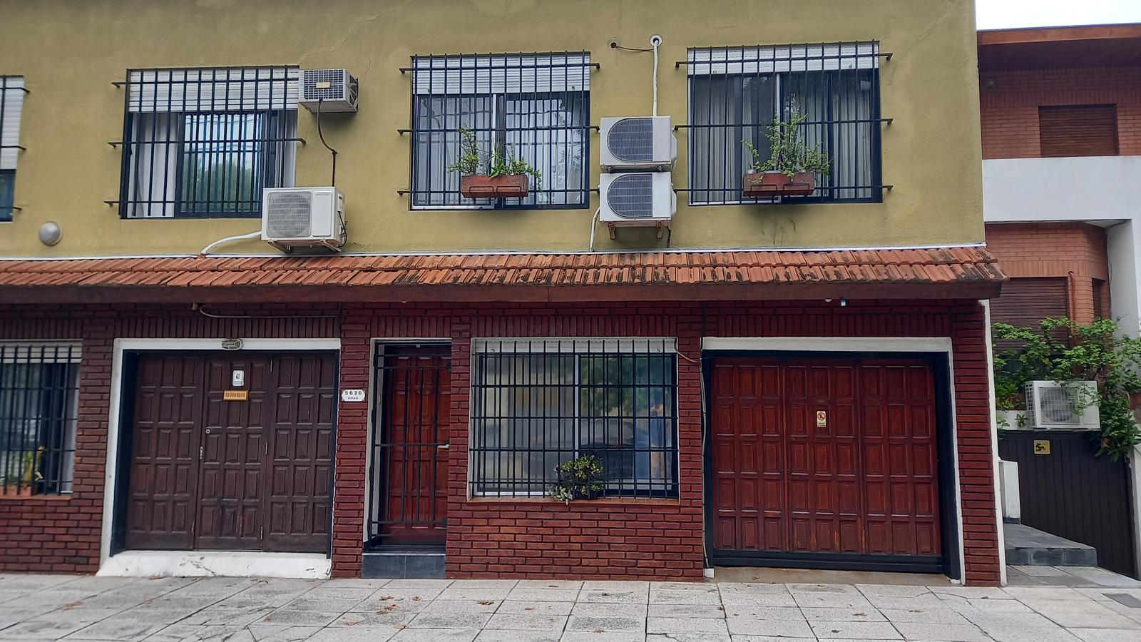 Triplex 5 ambientes con garage, patio y terraza ¡SIN EXPENSAS! en Villa Urquiza