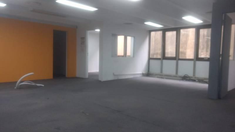 Semi piso oficina 130 m2 centro Venta OPORTUNIDAD