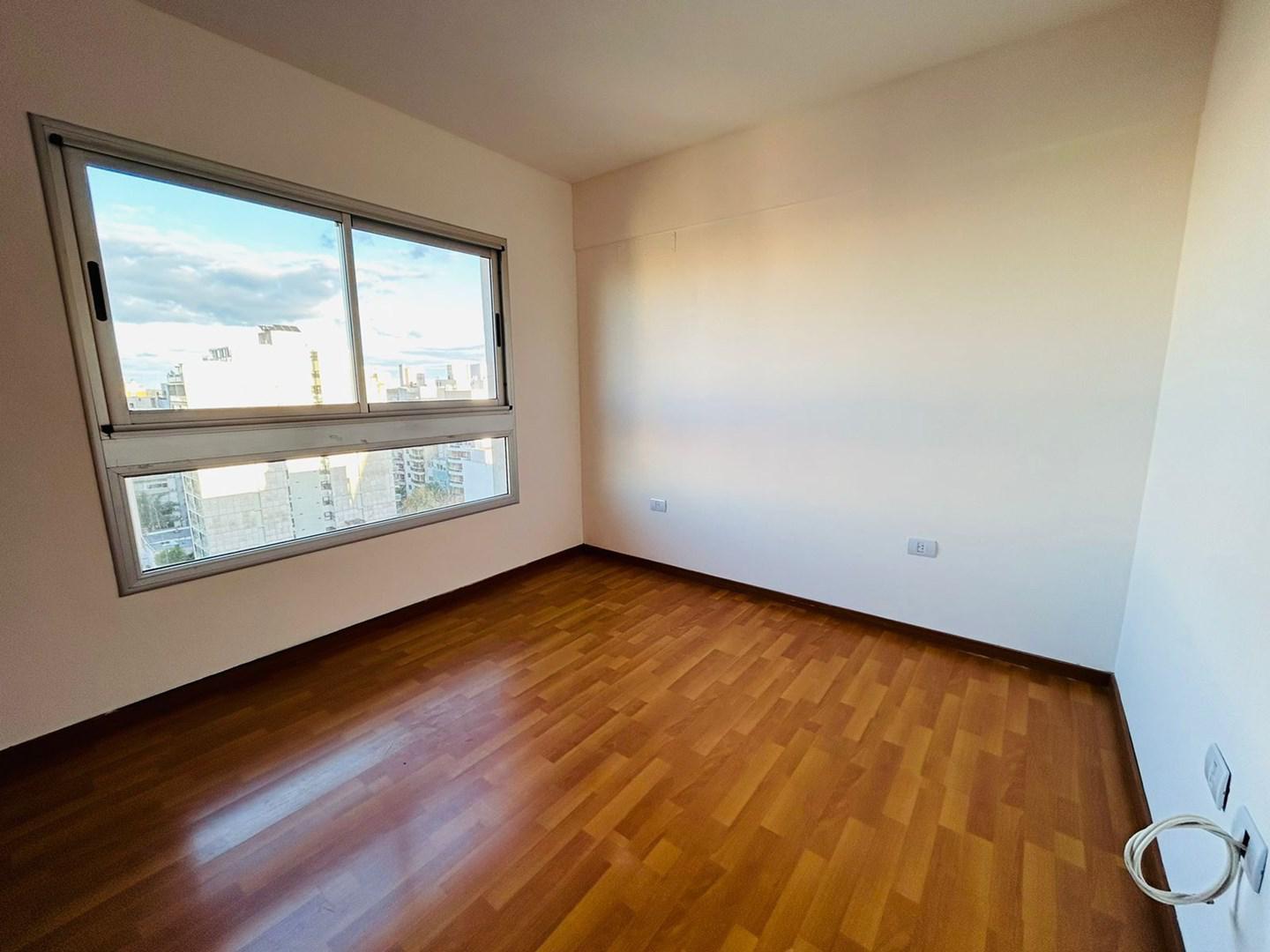 Departamento 1 dormitorio  balcón en  venta La Plata