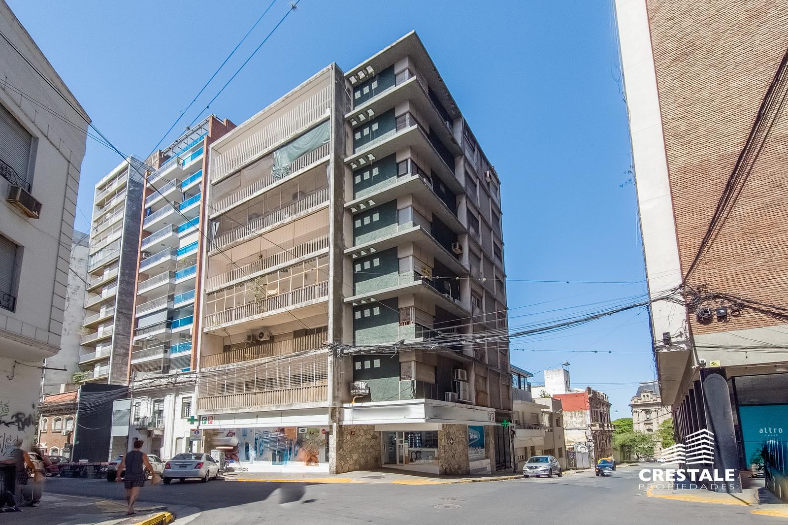 Departamento 3 dormitorios, Amplias dimensiones en venta - Centro, Rosario
