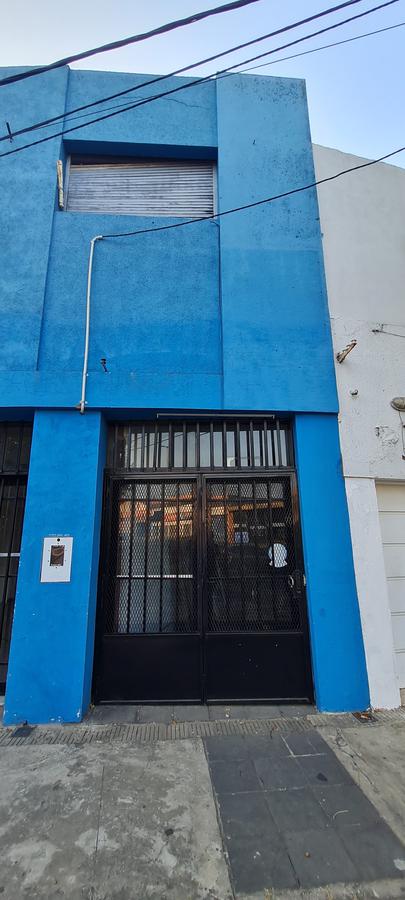 OPORTUNIDAD: Local en venta en Av. Ovidio Lagos esquina Uruguay en Rosario