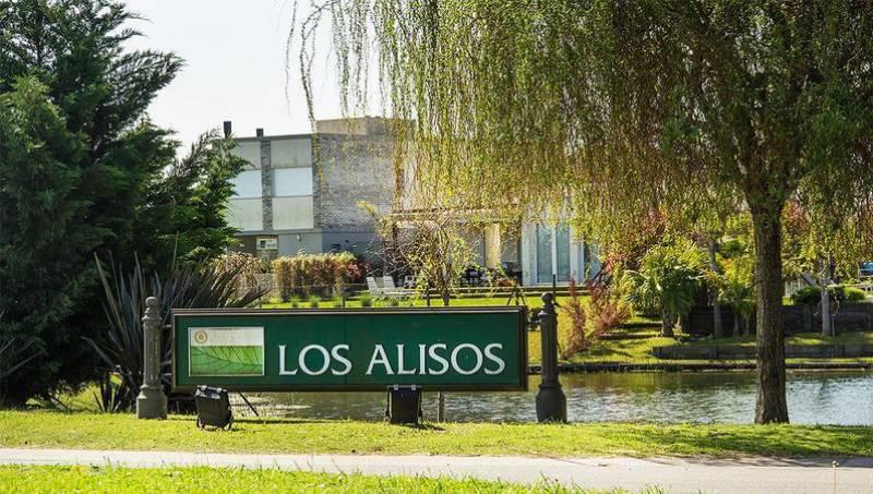 Exclusiva Casa al agua en - Los Alisos