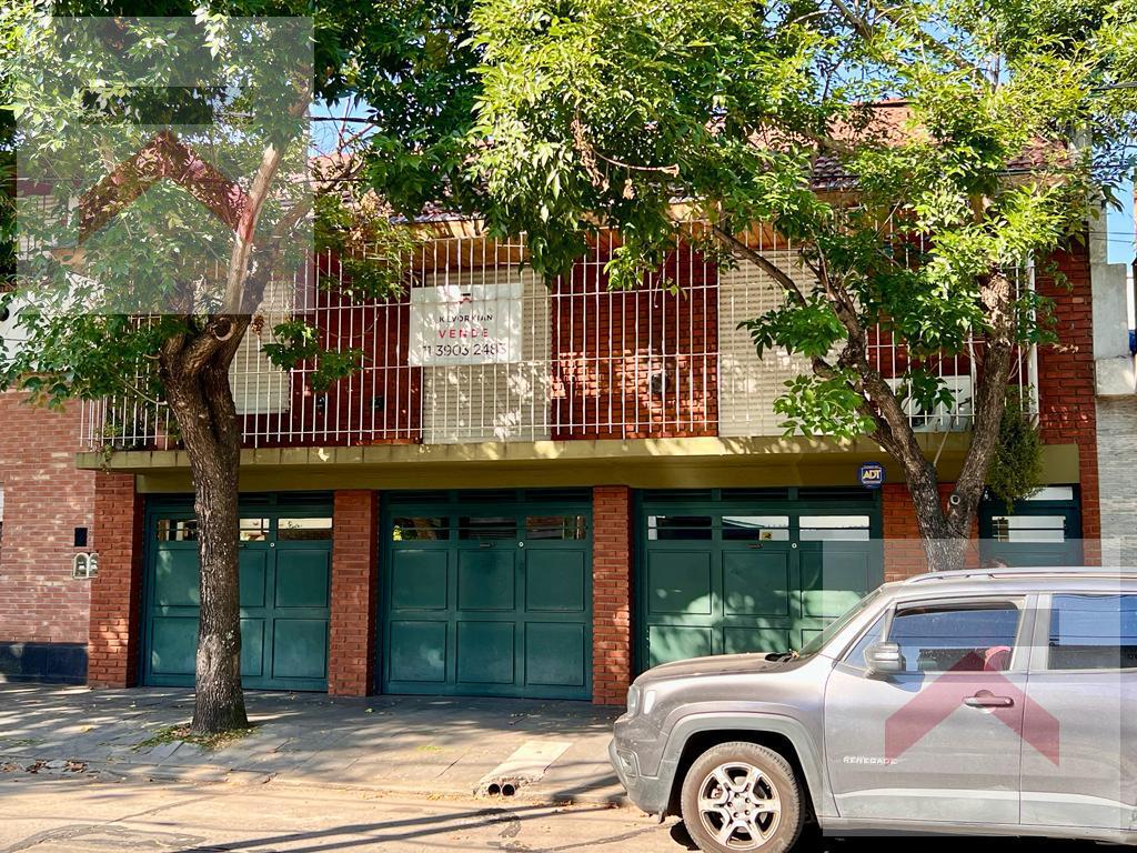 Casa en  Gral. Jose Maria Paz  al 200